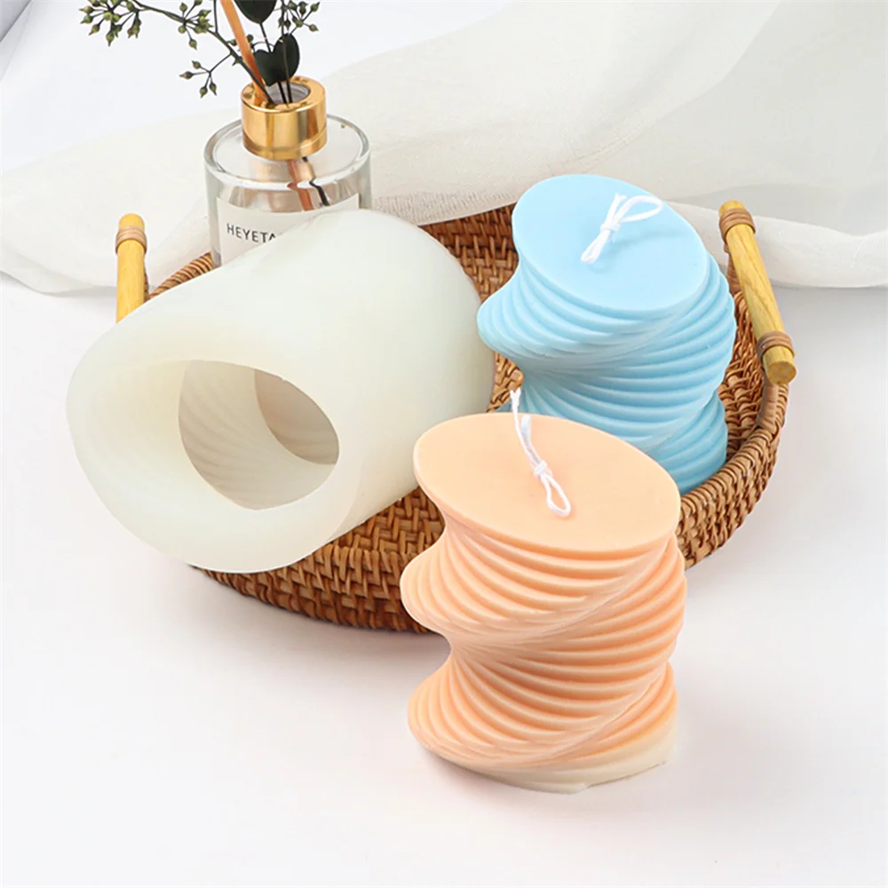 Wholesale Heart Layer Plaster Decor Maker Rotary Ladder Square Resin Mould Oval Spiral Pillar Geometric Candle Molds Silicone