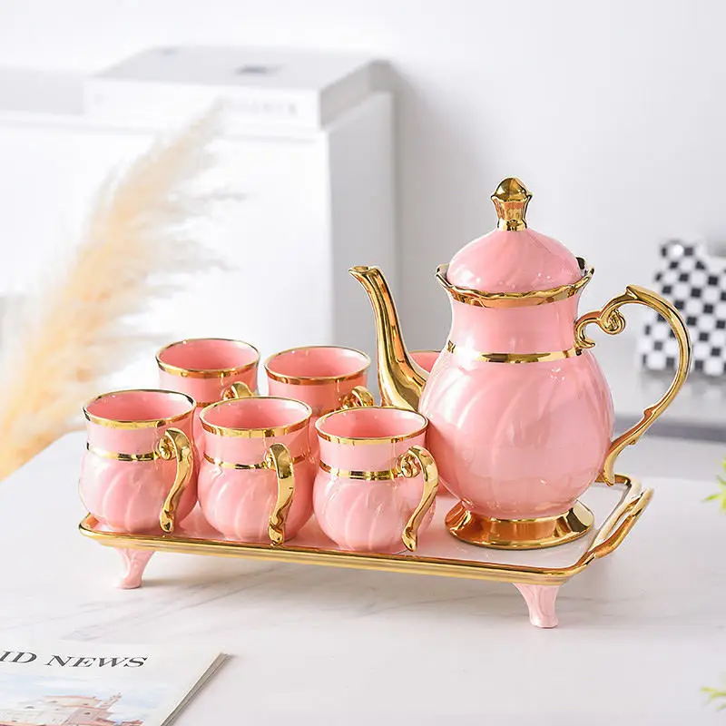 Высококачественные европейские Роскошные чайные чашки и блюдца из костяного фарфора изысканная керамическая кофейная чашка с золотым краем для послеобеденного чая