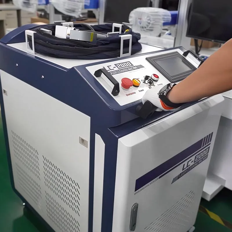 1000W handheld laser cleaning machine drastic advantage over traditional cleaning beat sandblasting, dry ice blasting, and other