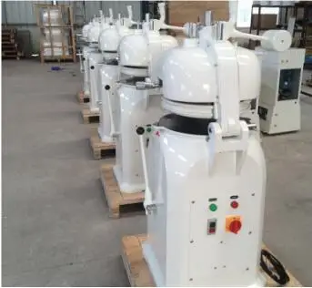 High Quality Professional Semi-Automatic Bakery Dough Divider machine