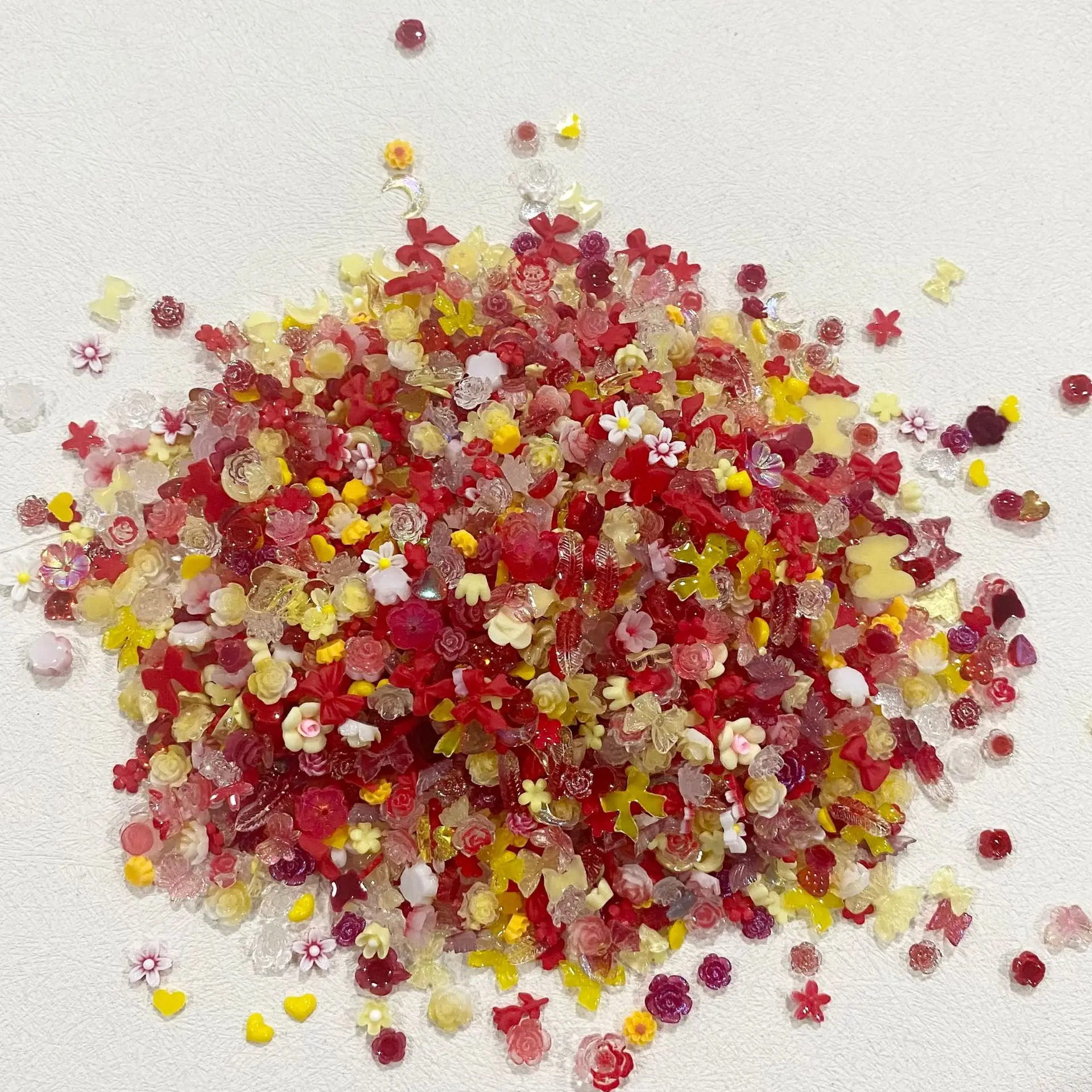 Nail Supplies Mixed Resin Nail Accessories Fashion Girls Love Butterfly Camellia Flower Nail Charms