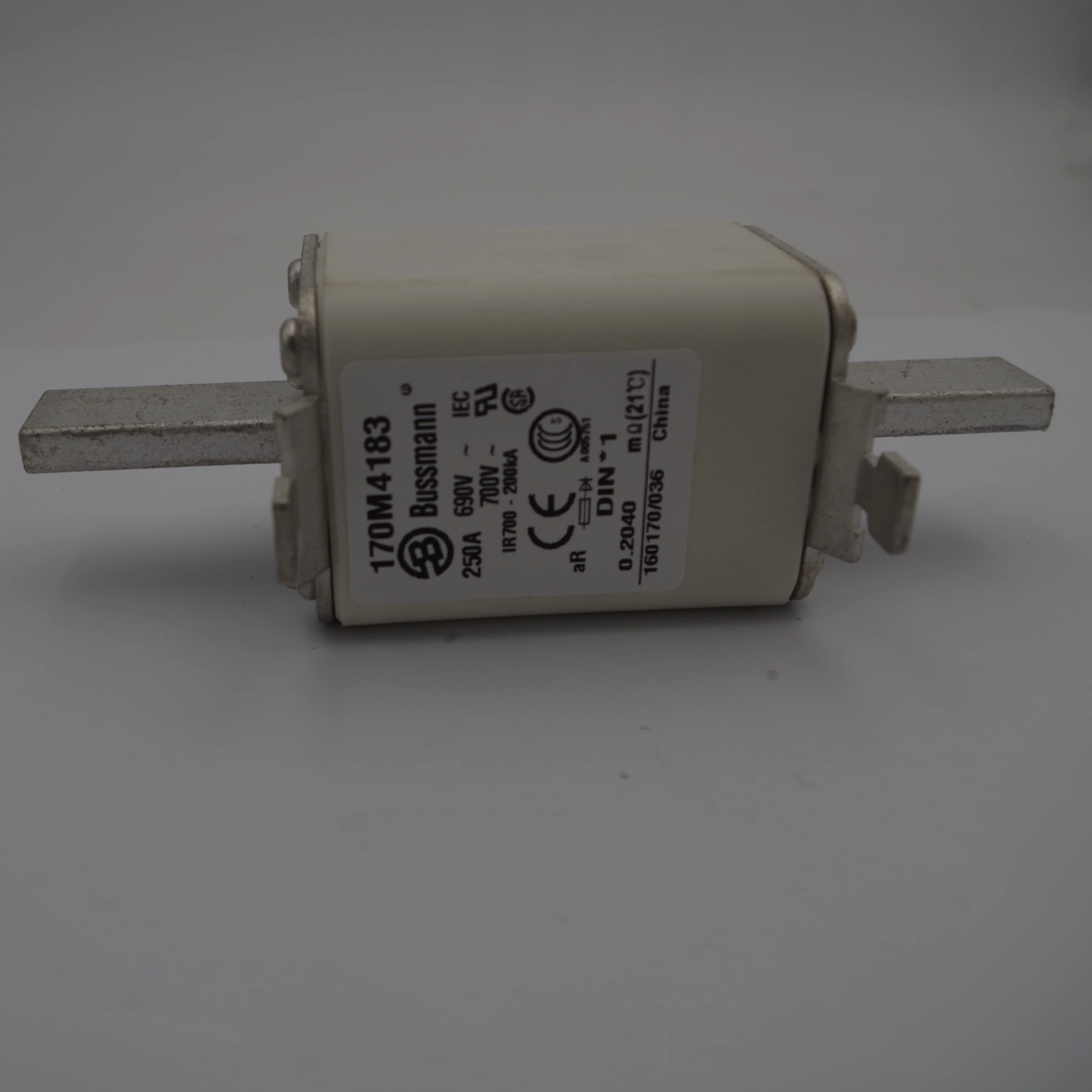 250A 690V Square Body fuse cut out 170M4183 High Speed Fuses