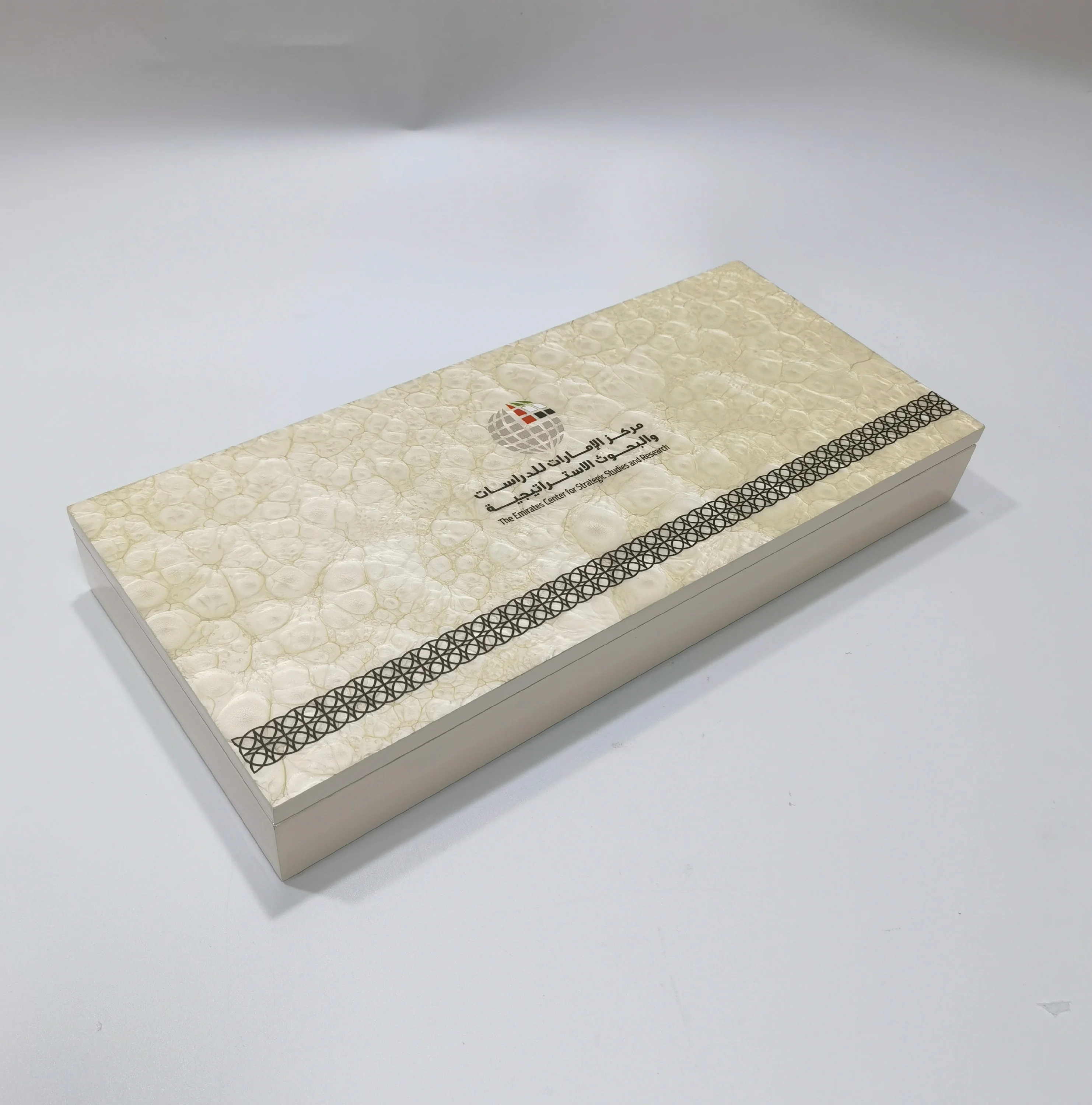 FHbiz Custom Logo Luxury Printed Recyclable Rectangular Wooden Display Box for Chocolate