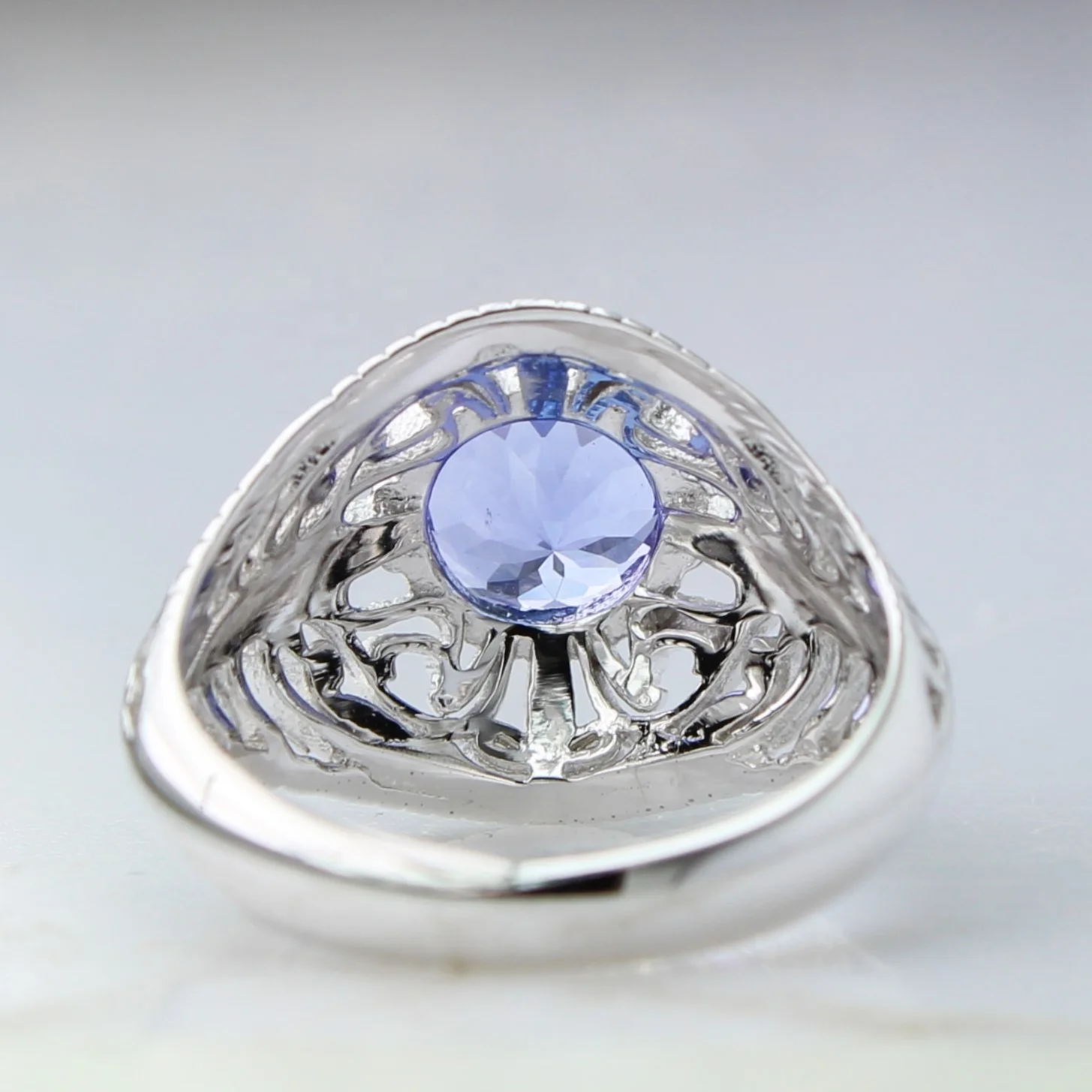 Best Fashion Trendy Jewelry Beautifully Designed High Quality Design 925 Sterling Silver Ring with Tanzanite
