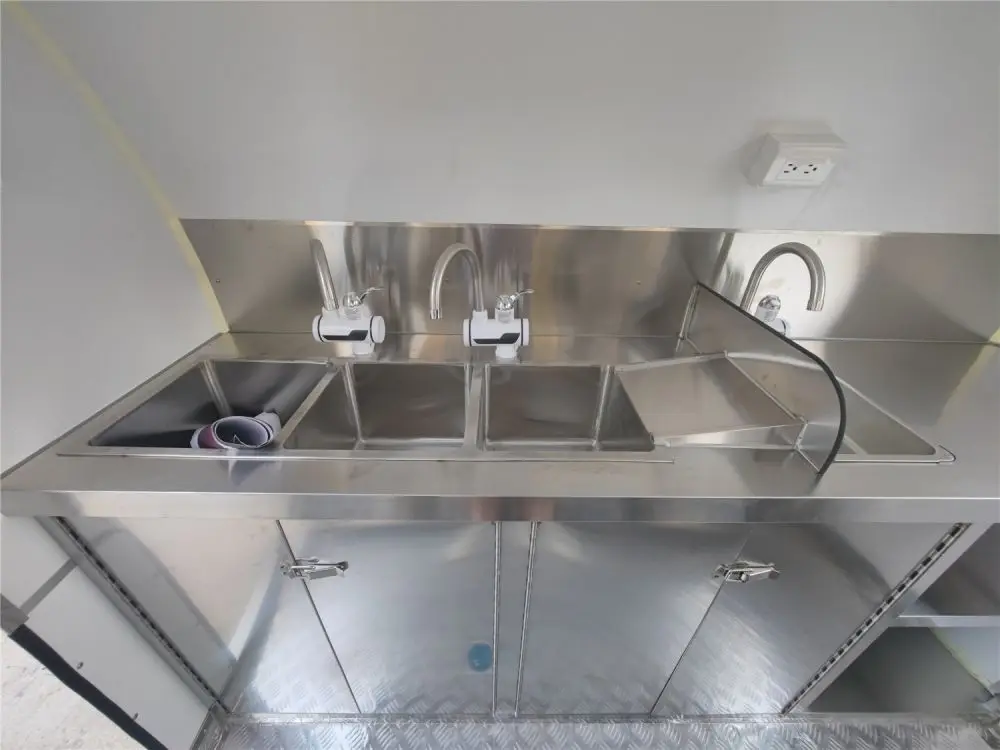 US mobile towing trailer 3 compartment water sinks set 7.2 ft free color painting fashion trailer truck for sale