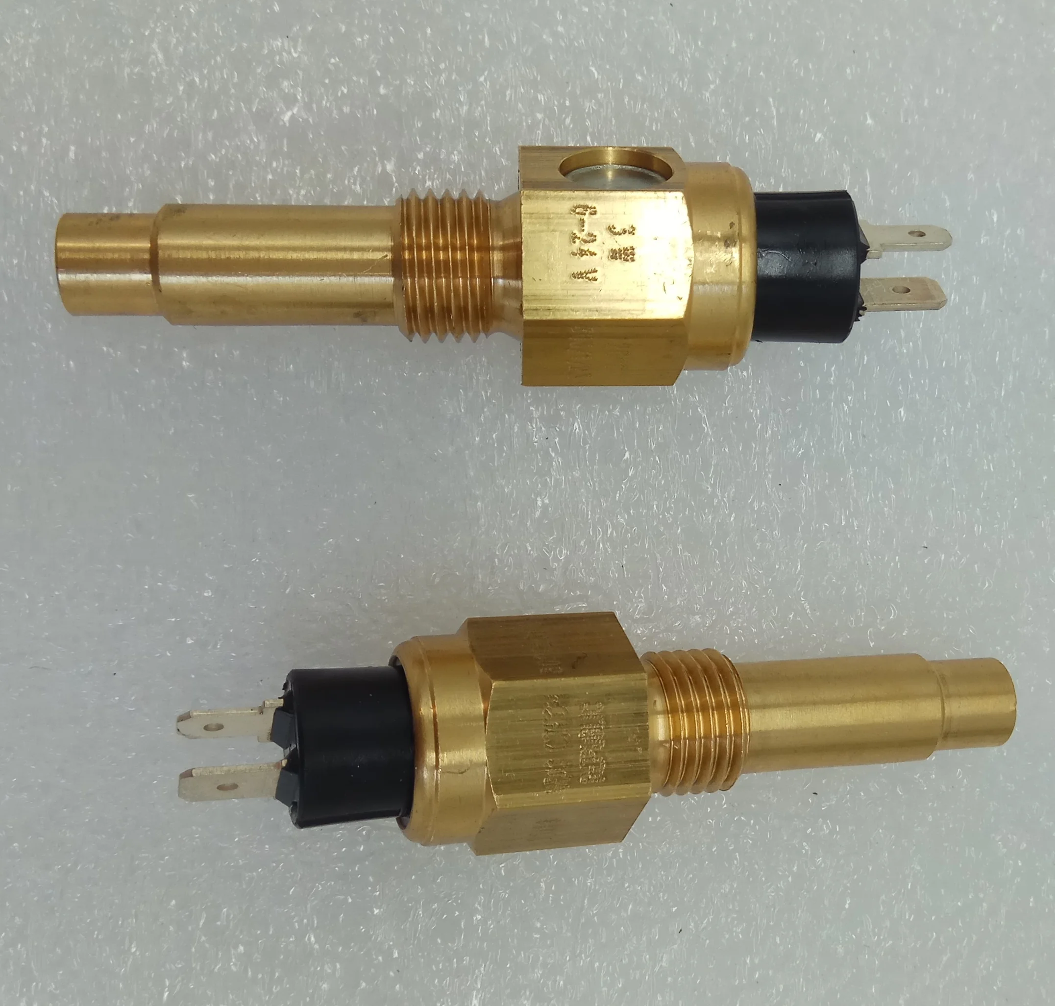 Оригинальный датчик температуры VDO 323-803-001-023 vdo Датчик M14X1.5 0-120 градусов с 80wk 803/1/23