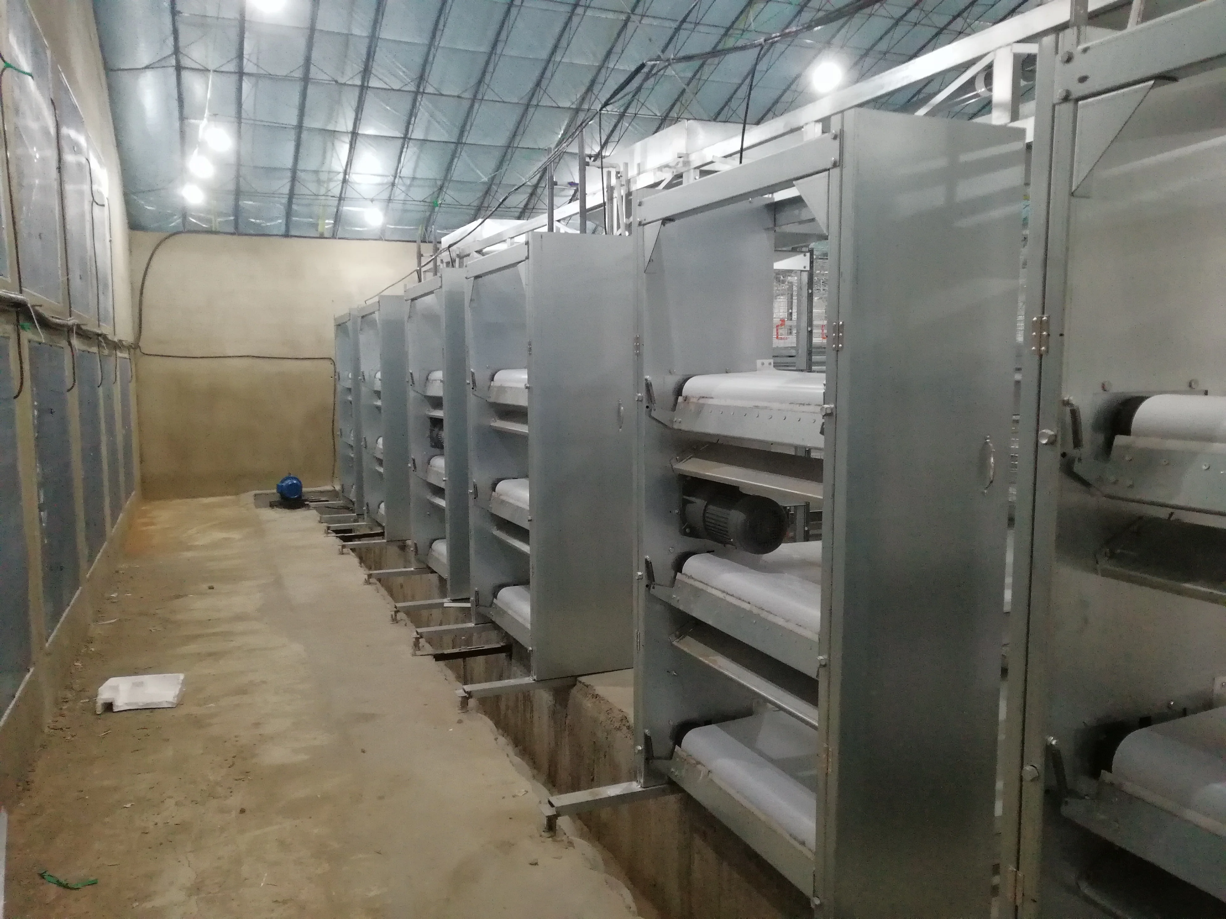 Lowest Price coop 200 broiler chicken breeding cage with high quality