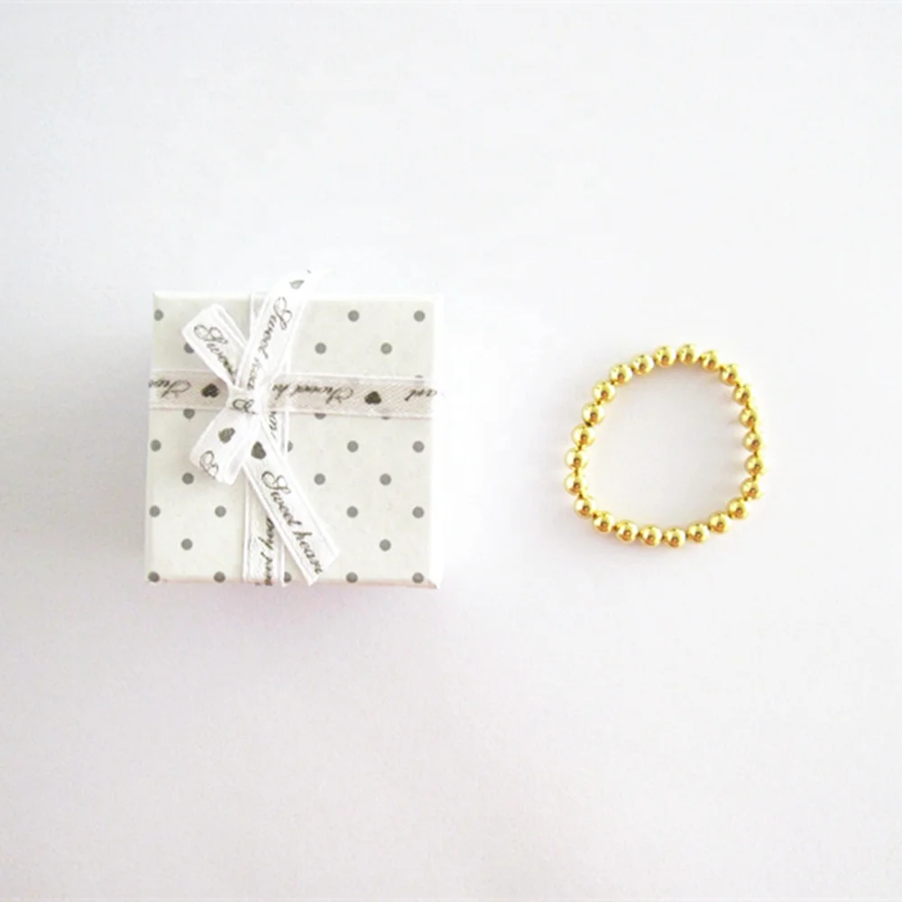 Красивое массажное кольцо для пениса