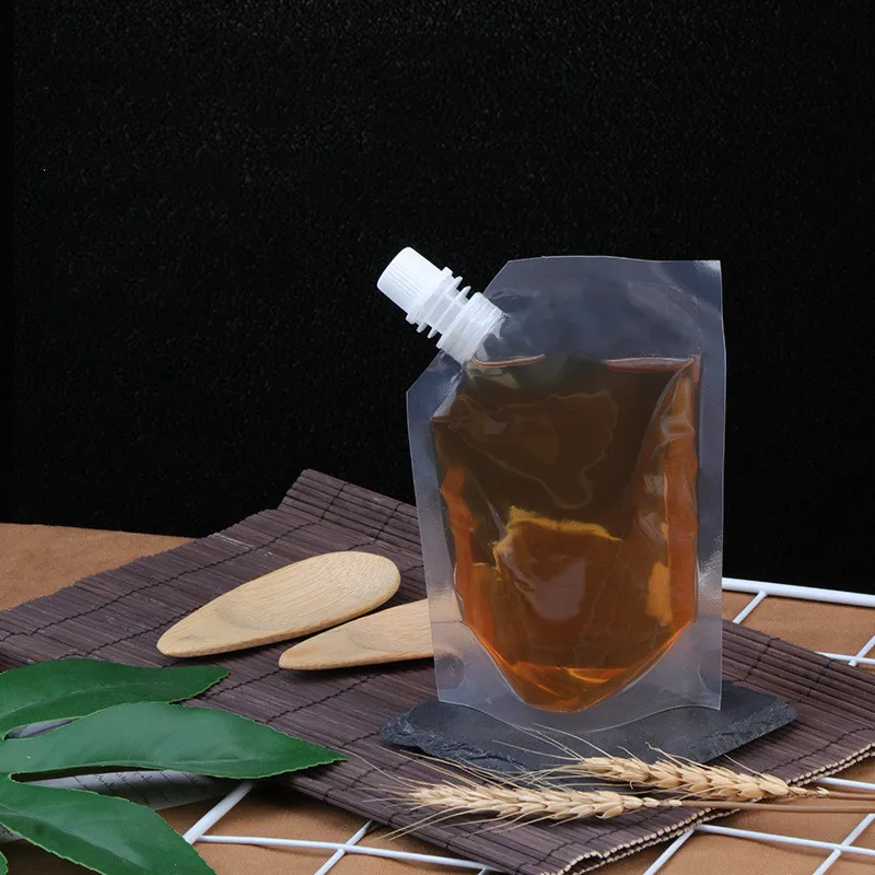 100pcs 250ml 8 oz White Stand up Spout Beverage Bag Plastic Spout Storage Pouch for Party Wedding Juice Beer With Funnels