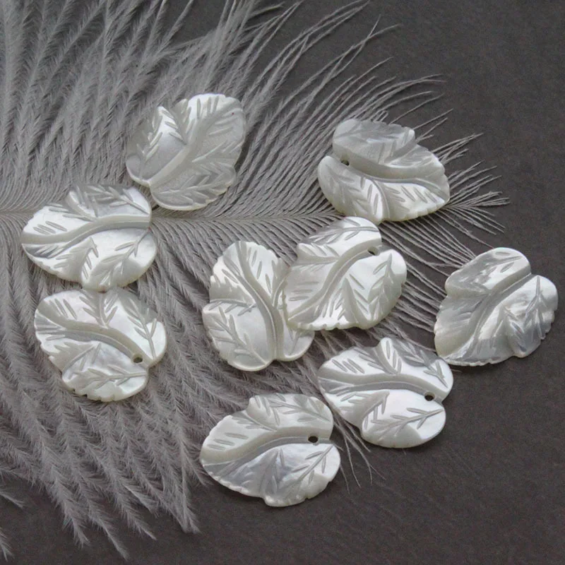 Wholesale Loose Gemstones Mother of Pearl MOP Leaf Shape Natural Shell Carved Flower 12*14mm for Jewelry Making