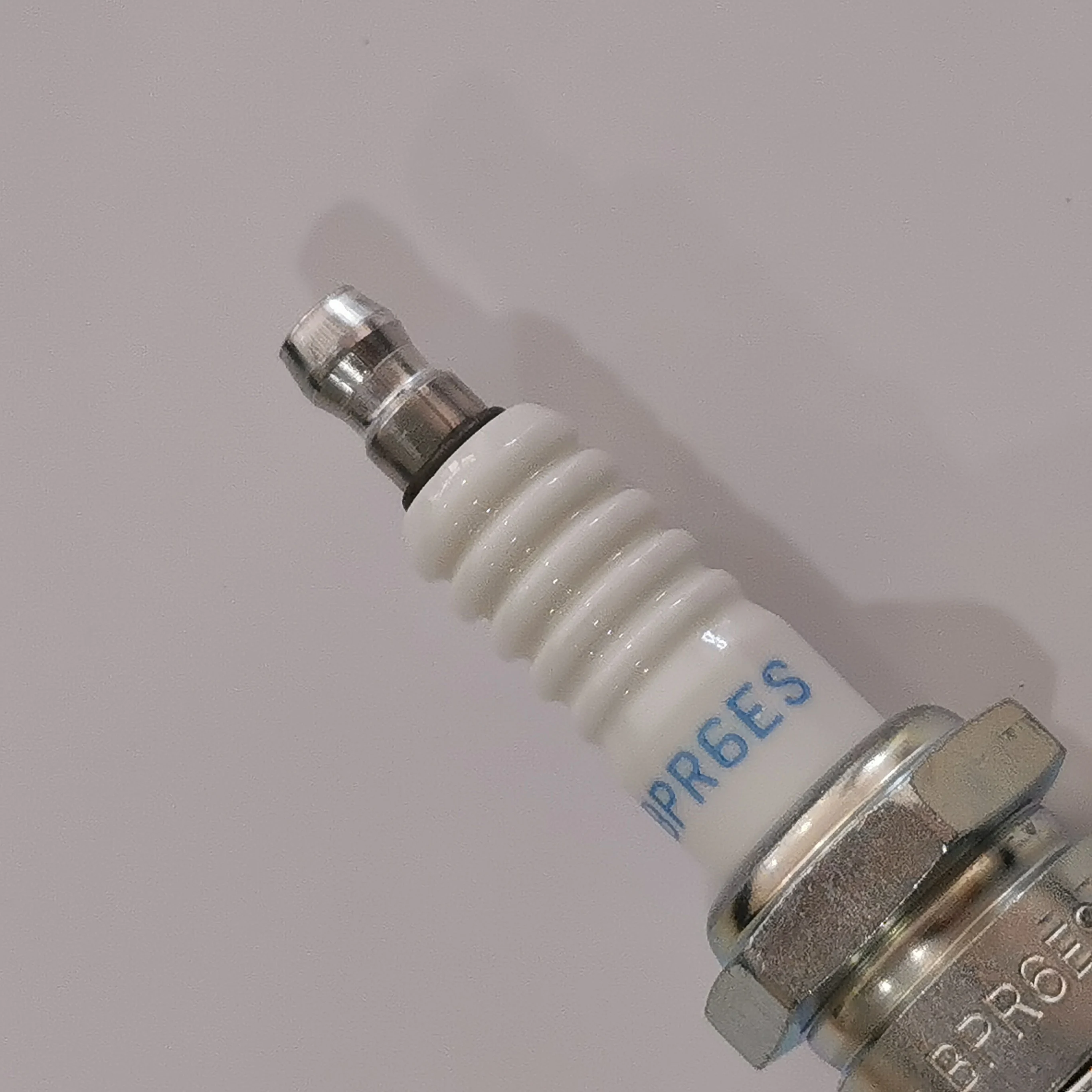 Karting engine systems NGK original Spark Plugs 7822 BPR6ES For Yamaha Karting MZ200-RK