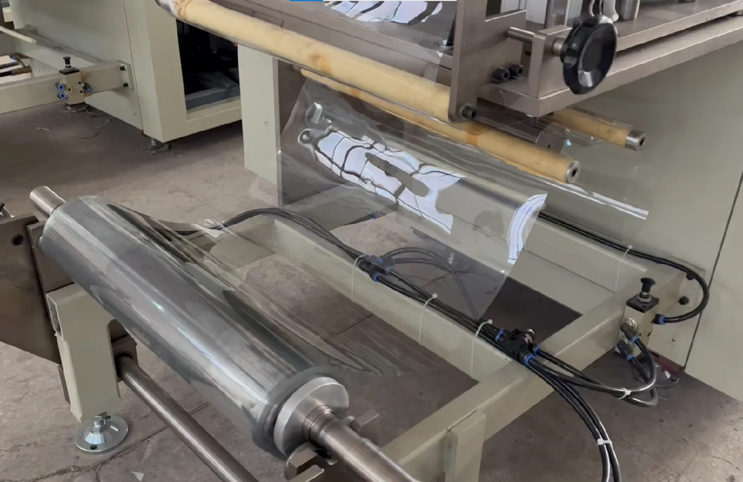 DPP-550A  Automatic Thermoforming Machine Packing Tray Cupid Disposable Spoon Container Making Machine