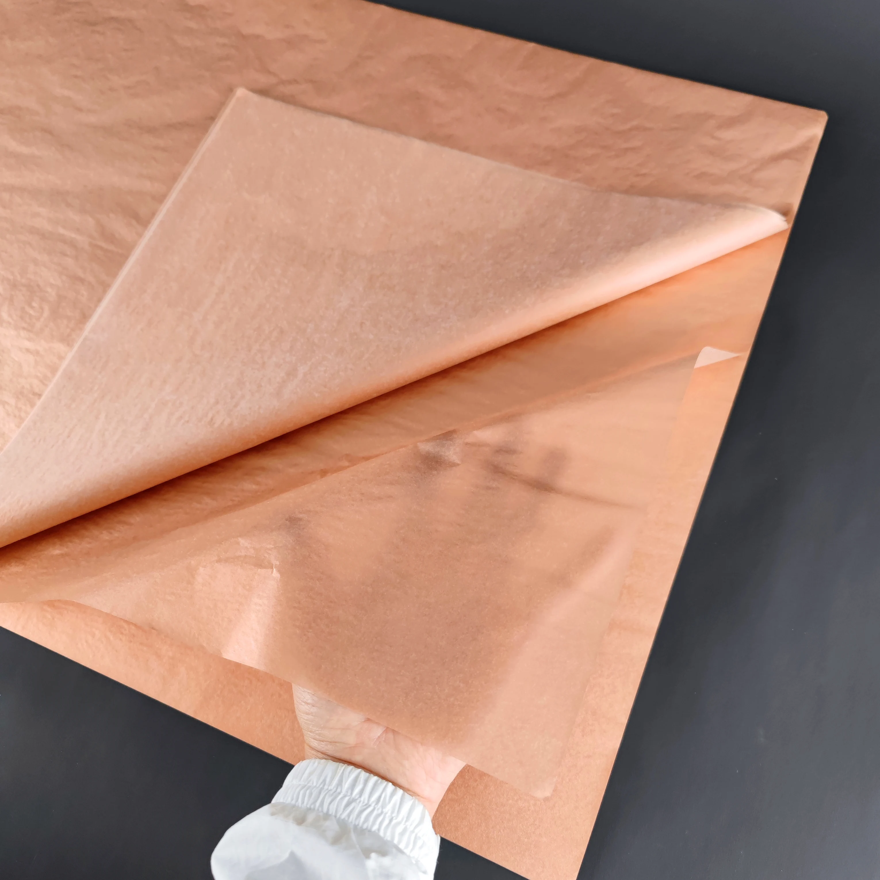 Custom Gold Pink Silver Rose Gold Wrapping Paper Uncoated Wood Pulp Tissue Wrapping Paper for Gift Packaging Clothes Wrap