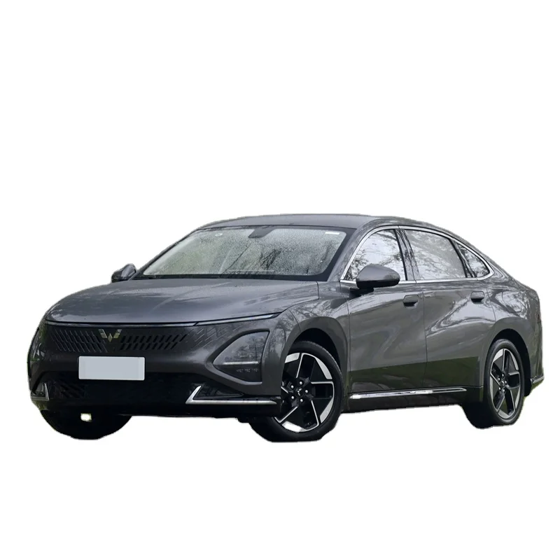 Family 5 Seats SAIC-GM-Wuling Starlight Ronguan Sedan Electric Car Vehicle For Sale