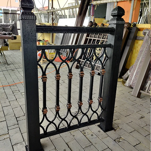 New Design Customized Size Panel Picket Ornamental Fence Aluminum Metal Modern Flooring Aluminium Alloy Villa Cheap Fence