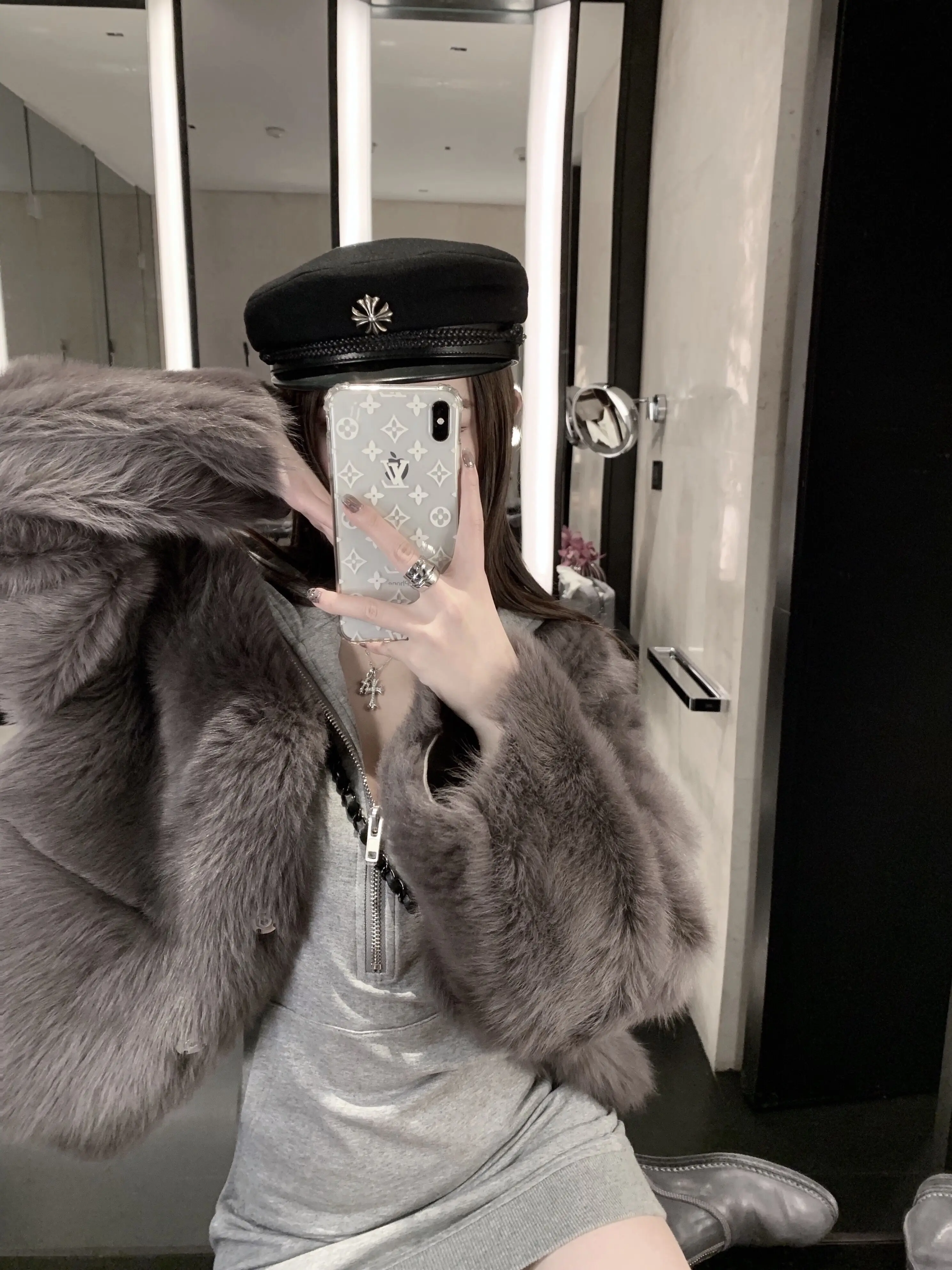 
Custom New Design Winter Long Sleeve Zipper Collar Pullover Sweatshirt Dresses with Hoodie for Women 