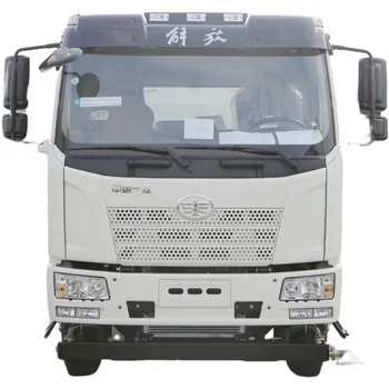 Автоцистерна для очистки дорог 6x4
