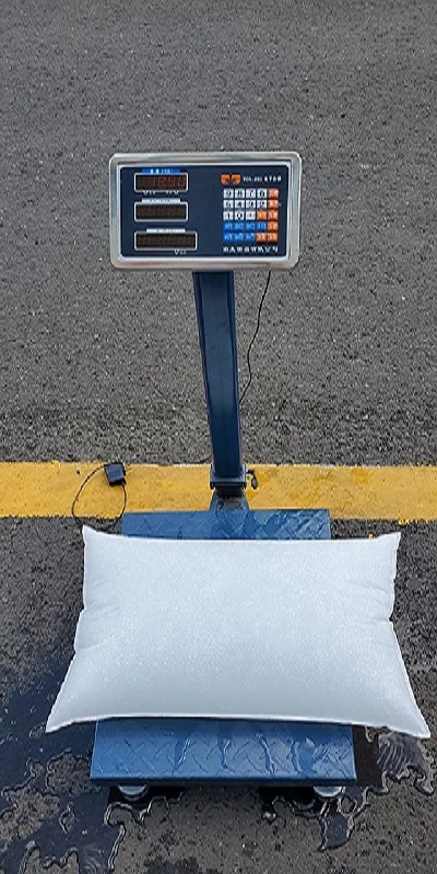 High Quality convenient SAP suction sand less Sand Bags to replace traditional heavy sandbags