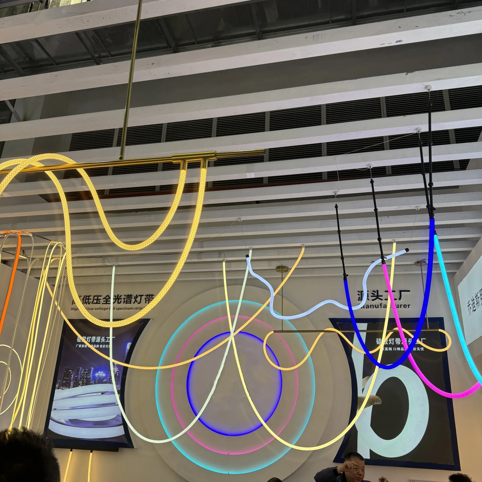 Long Life Permanent 24v White Rgb Color RGB Tubes 25mm Round 360 Degree Flexible Led Strip Neon Rope Light