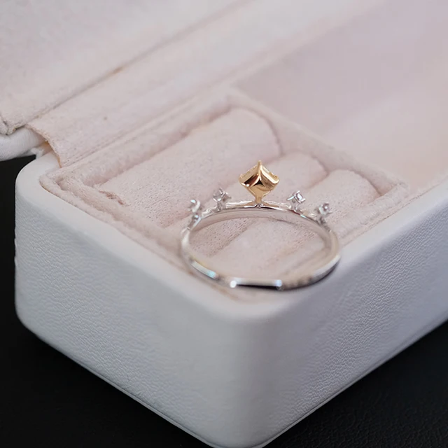 Yellow Diamond Ring Crown Ring Diamonds And White Gold Royal Style