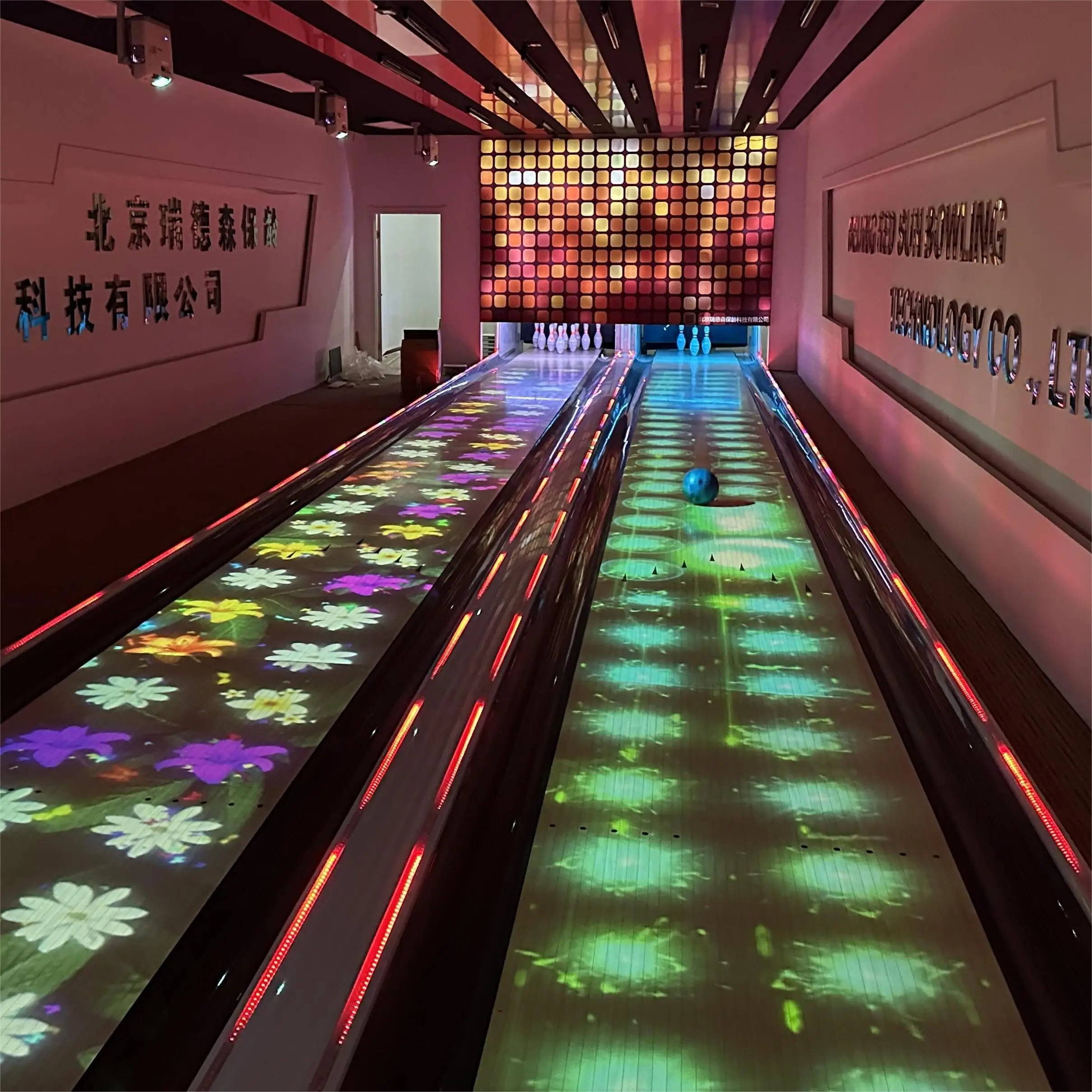 Low Price Bowling Part Sports Entertainment Equipment Bowling Alley For Sports Park
