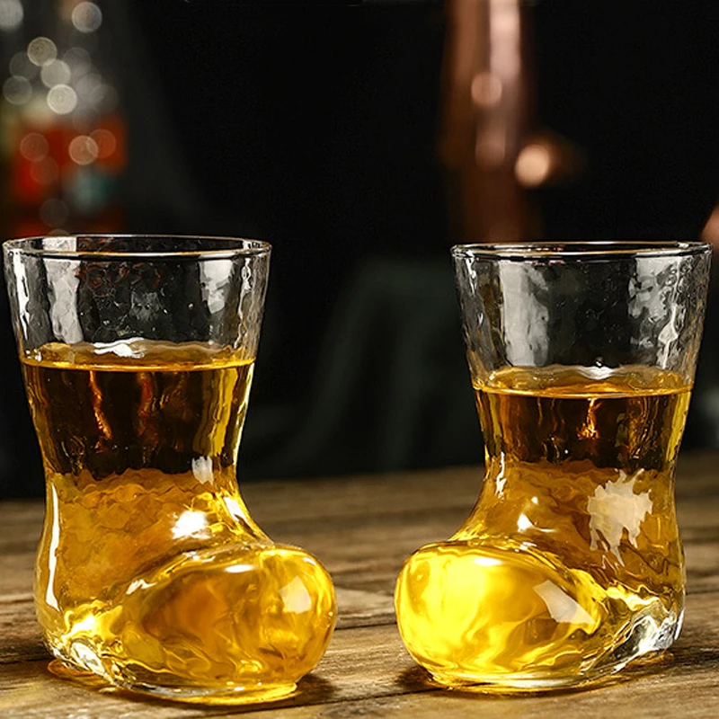 In stock RTS Custom Logo shaped Water Drinking Juice Glass Cup Clear 430ml Beer mug shoes shaped Glass mug