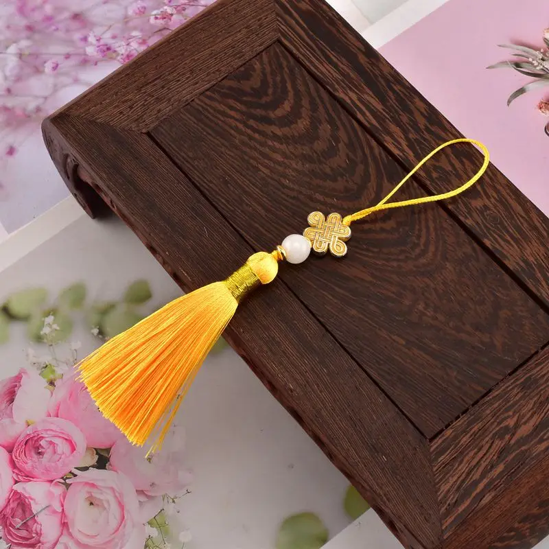 Chinese knot tassel tassel Chinese wind hand bookmark shell hanging ear accessories pendant