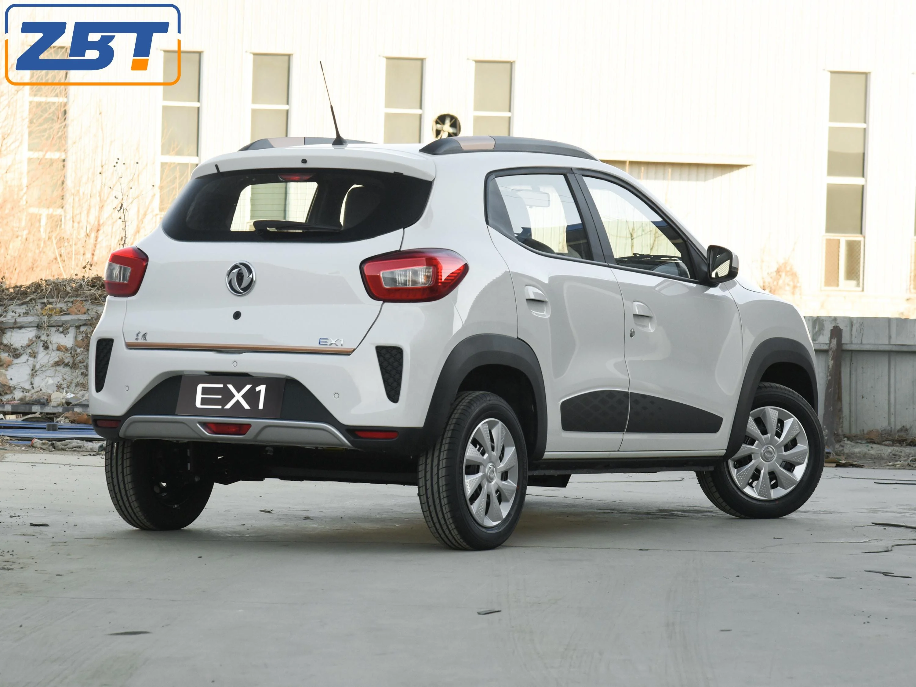  Горячая продажа dfmc DongFeng E1 EX1 супер диапазон 301 км высокая скорость ev aoto Электрический мини автомобиль умный внедорожник с свинцово-кислотной