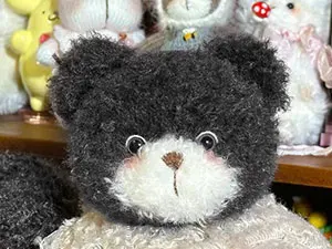 Charmkey Best price 100g 100% Polyester Fancy Feather Fluffy Teddy Yarn for Hand Knitting