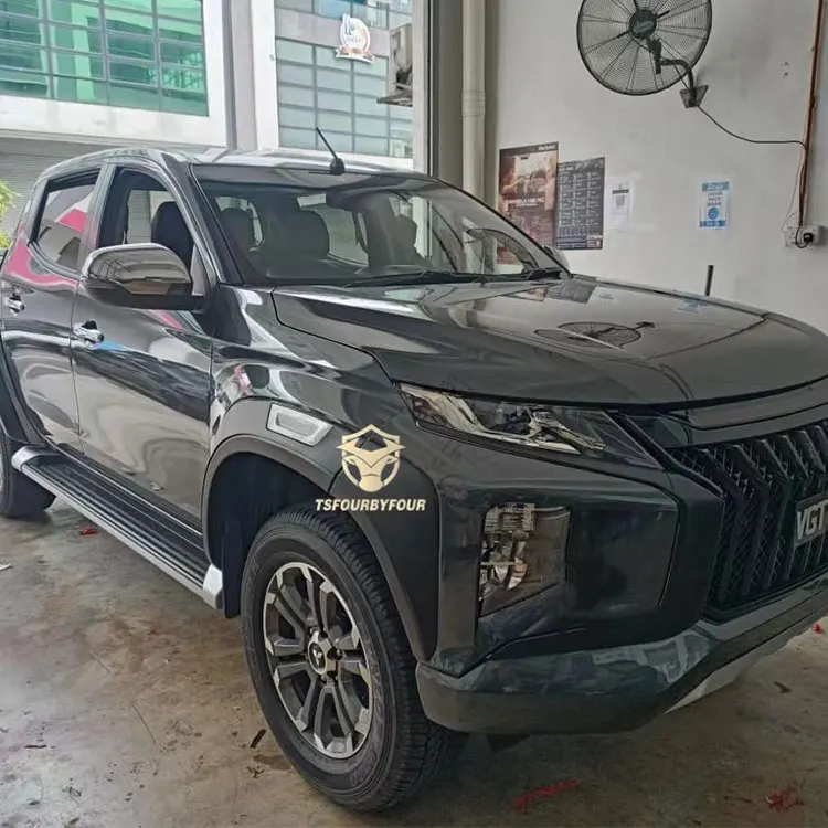 Taishuai Auto Car Modified Accessories Plastic Fender Flare 4X4 Wheel Arch for Triton L200 2019 2020 2022