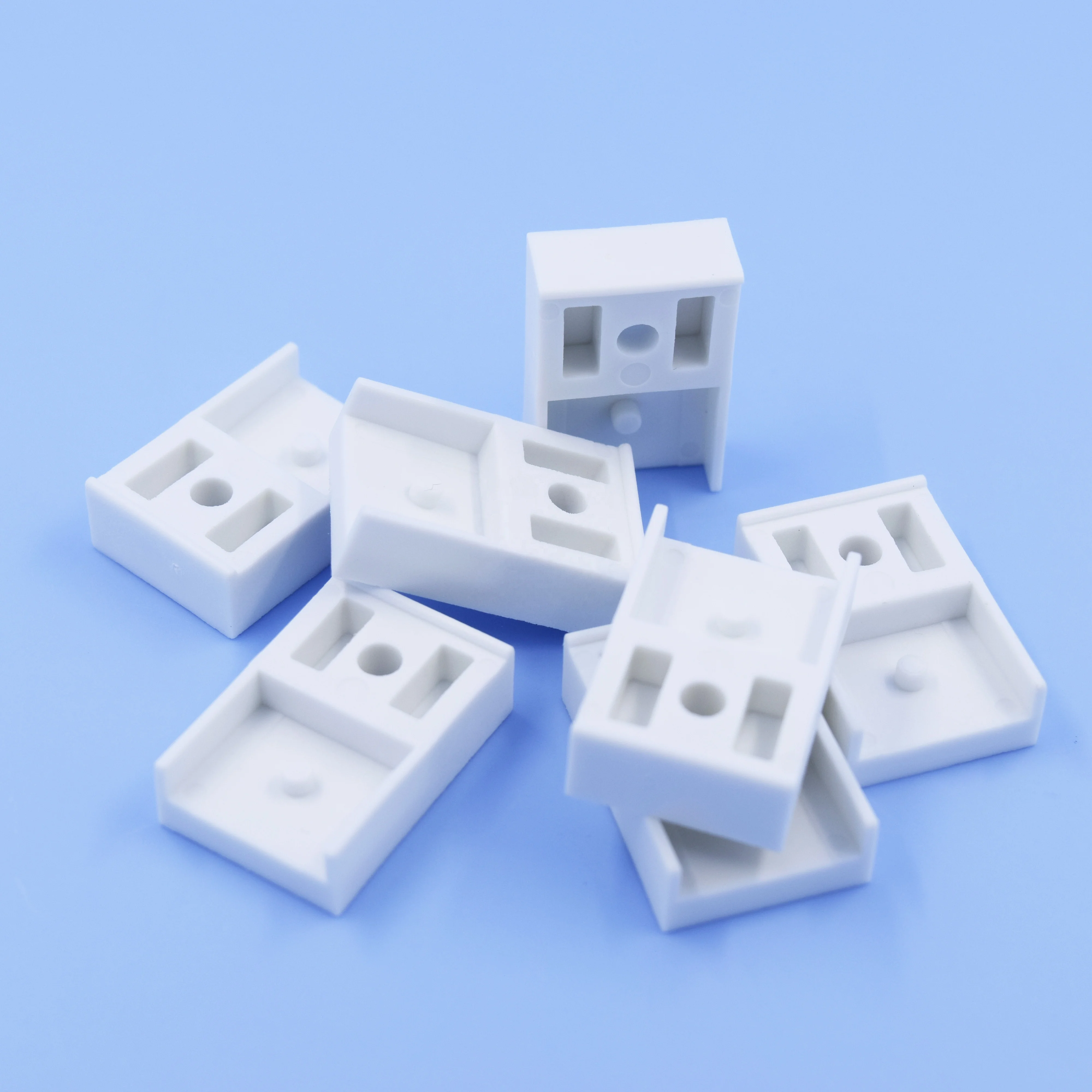 China Factory Plastic Transistor Housing