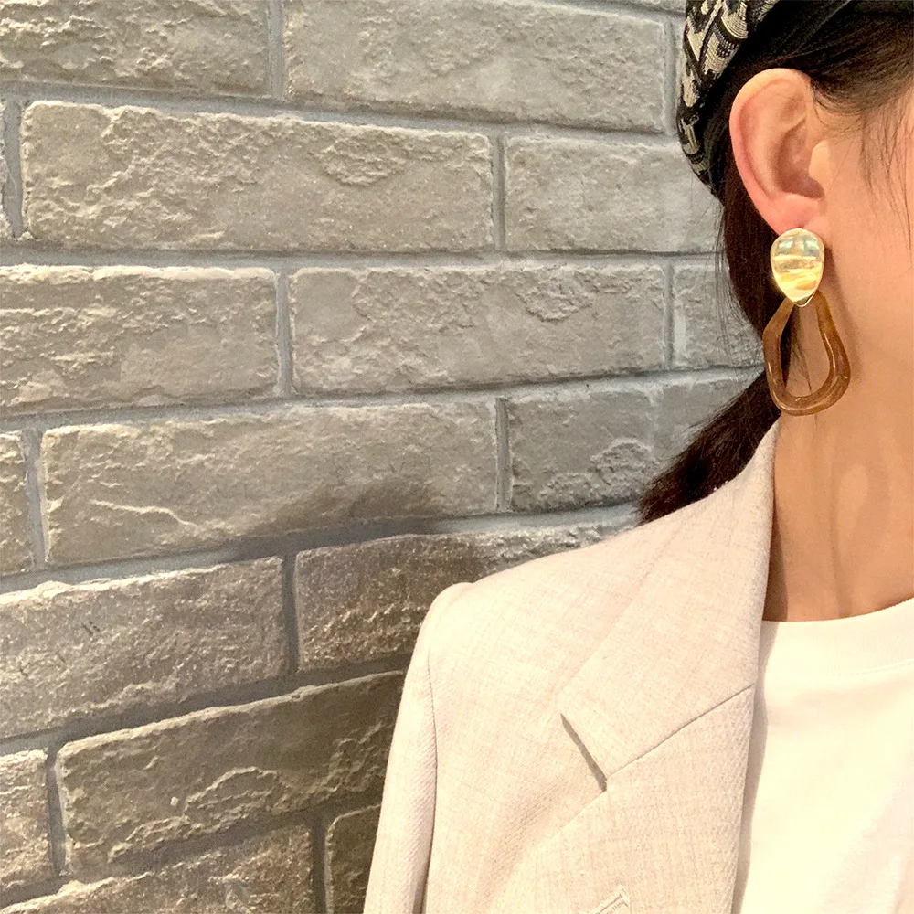 JUHU Korea 2022 water drop metal irregular hollow alloy earrings vintage resin personality acrylic earrings jewelry for women