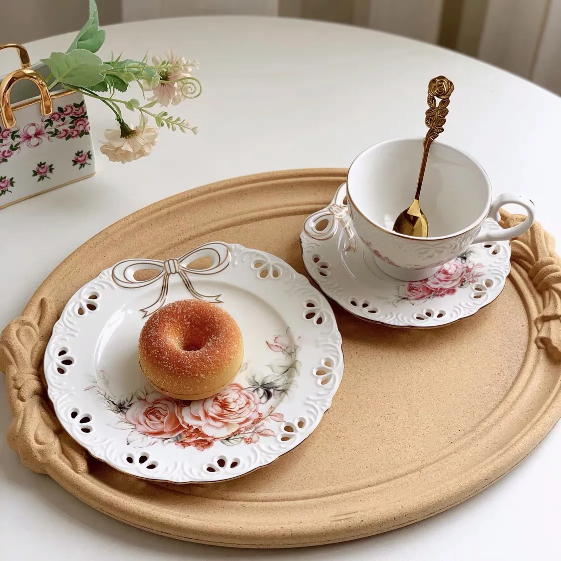 European Hollow Butterfly Coffee Cup Saucer Drawing Gold Edge Afternoon Black Ceramic teacup set