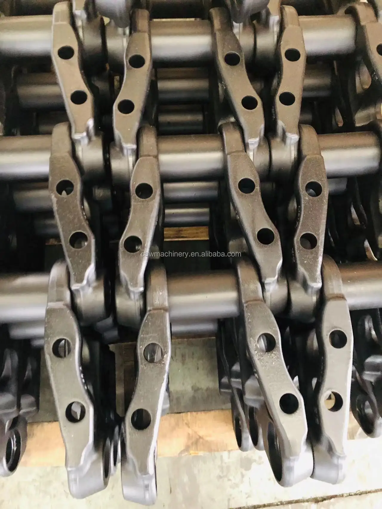 Excavator Track Link Assy for Doosan Daewoo DH450 2272-9402 Dozer Track Chain Undercarriage Parts Wheel Backhoe Spare