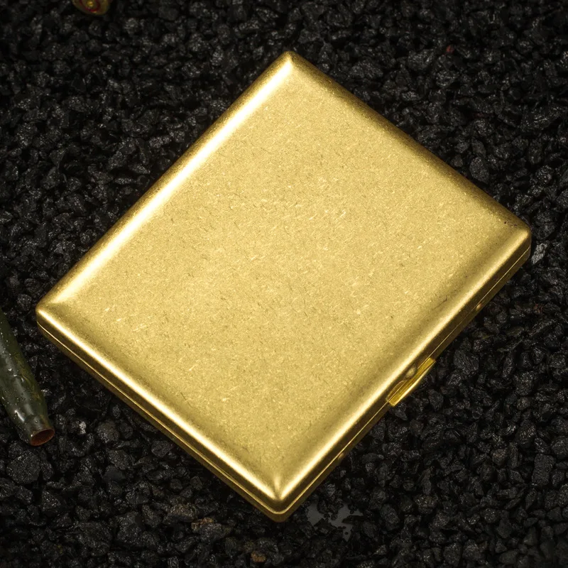 Luxury Men Gift Premium Kuboy Brass Gold Copper Metal Cigarette Boxes Holder Cigarette Case For 20 pcs Cigarette Package