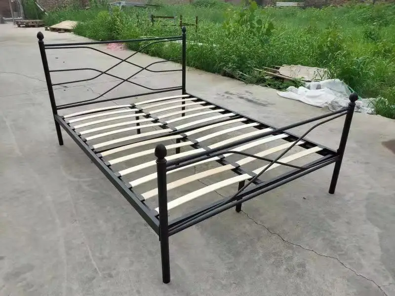 New Design Bedroom Furniture Beds Twin Full Queen Size Bed Frame Wooden Salt Metal Bed Base Wooden Slat Support