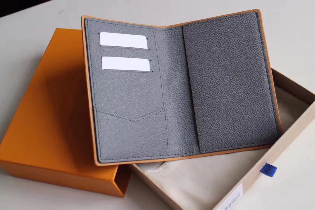 Factory Wholesale Retail Luxury Designer Unisex Grey Cash Cardholder Men Top Mirror Quality Wallet For Women