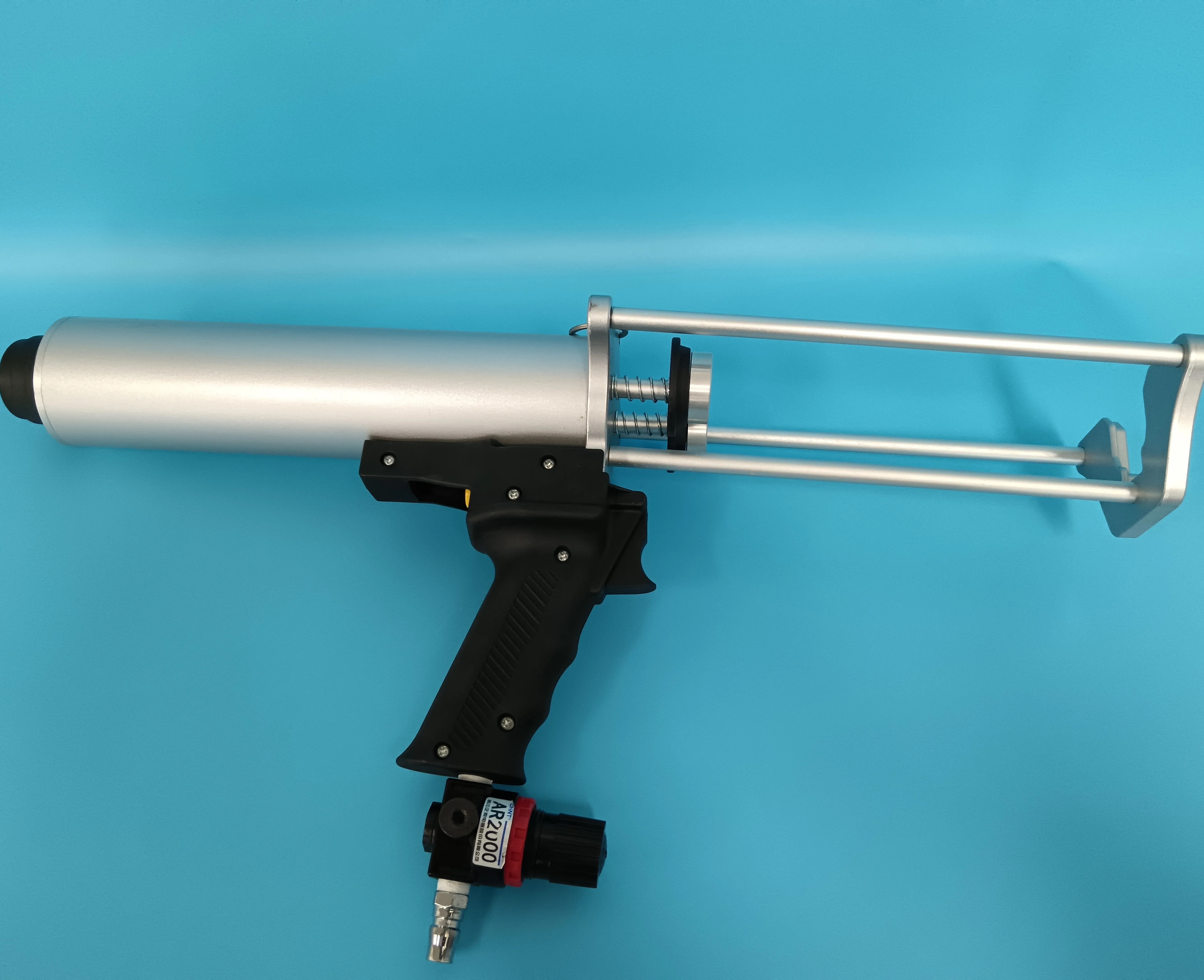 400 1:1 Two-Part Pneumatic Air Caulking Gun with Spraying Nozzle for Coating and Spraying Material
