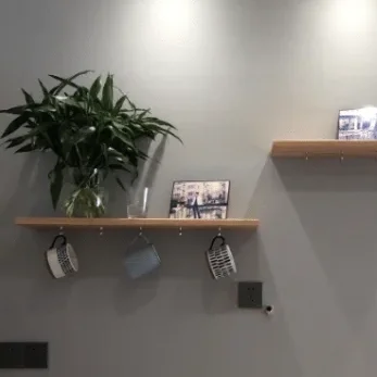 Red oak beech black walnut original solid wood hook word divider kitchen storage cup shelf Shelving board DIY