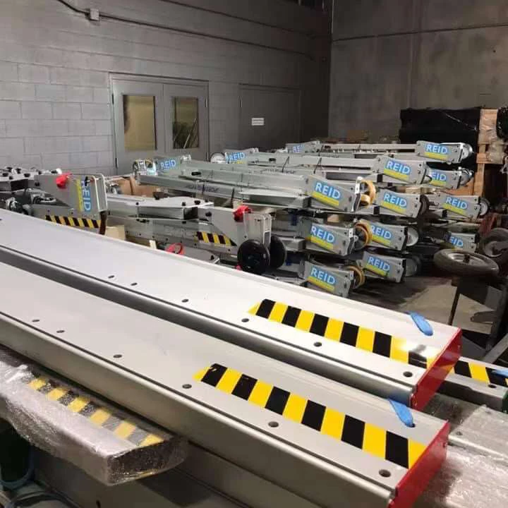 Made in China 500kg Adjustable height Aluminum mini portable gantry crane with running wheel for sale