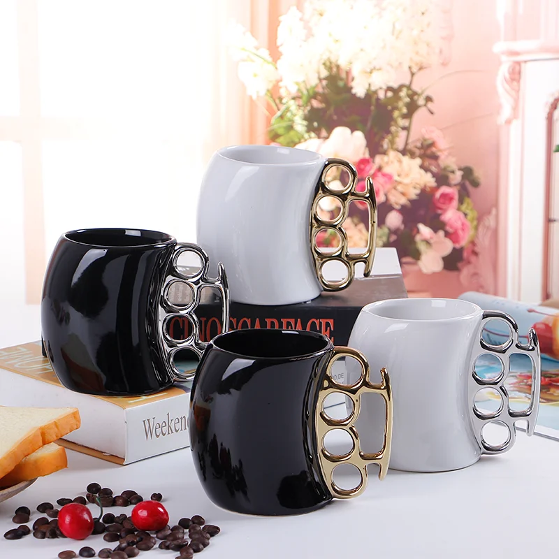 
Creative Ceramic Ring Mug With Gold Finger Fist Cup Handle Coffee Milk Ceramic Cup White/black 