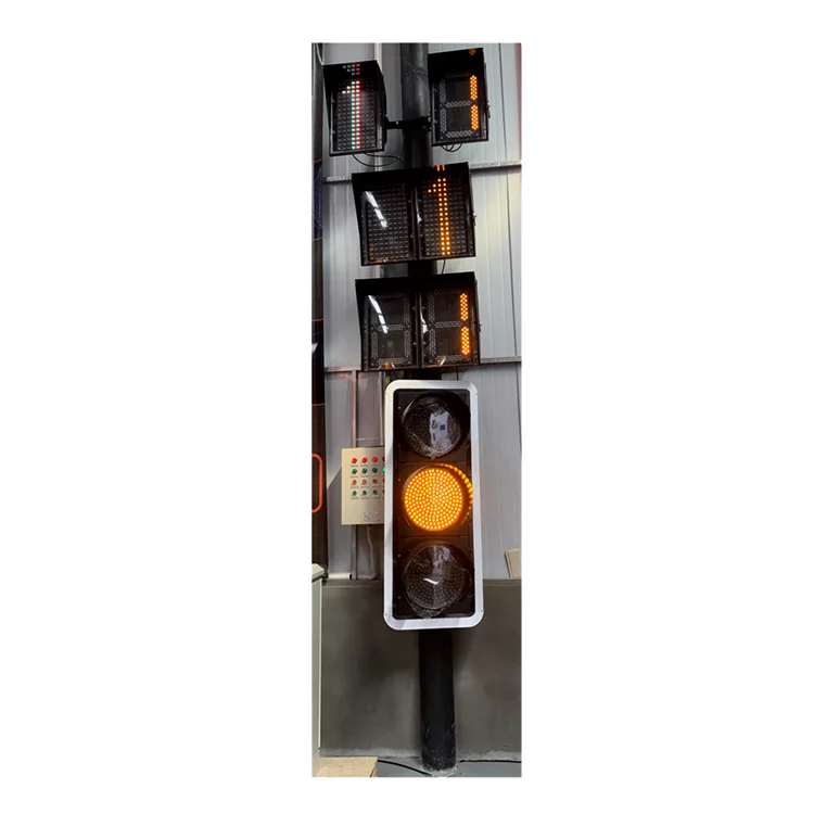 
Low Price Wireless Sunburst Traffic Light Fama 
