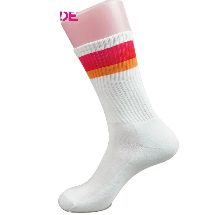 Breathable hot sale tan mens thin white ankle sport socks new design custom pattern boys long athletic crew socks
