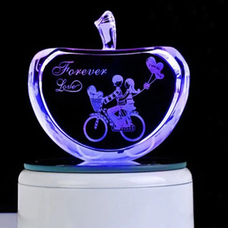 Custom Engrave Valentine Day Gift Beauty Clear Wedding Favor Gift Souvenir Paperweight Crystal Apple