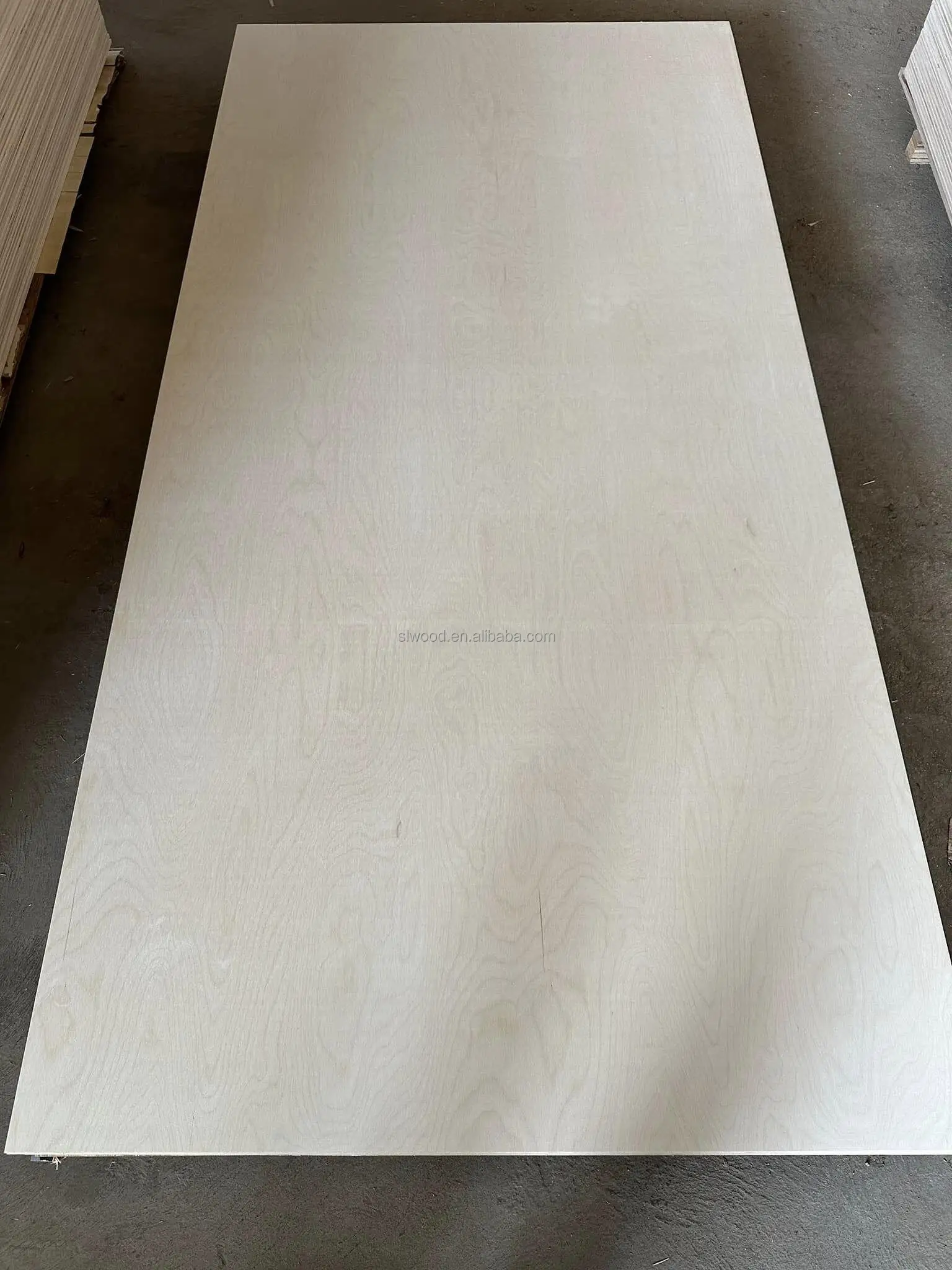 Wholesale Plywood Sheet 4x8 3mm 15mm 18mm  Russian Baltic Birch Plywood