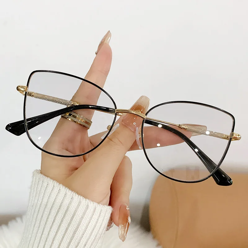 2024 New fashion Cateye luxury Metal eyeglasses frame photochromic photogray anti blue light glasses woman girls