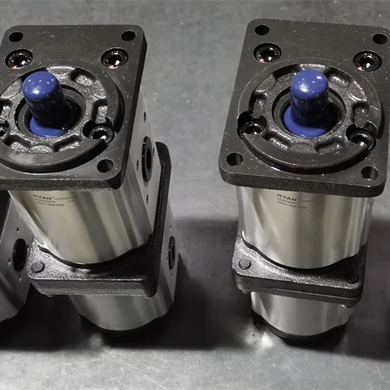 High quality transmission hydraulic tandem pump for tractors