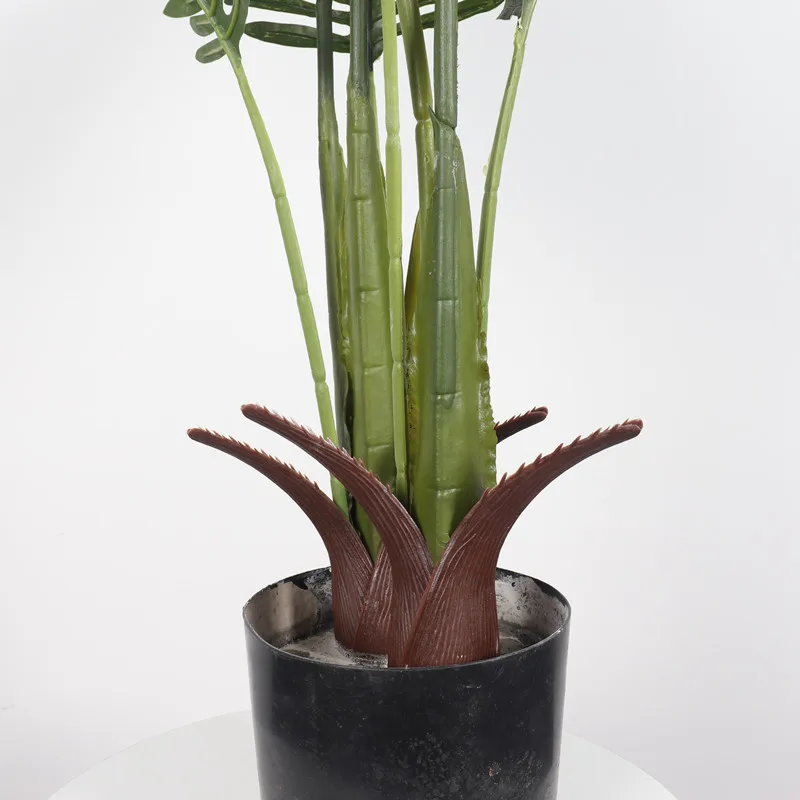 Wholesale Green Plants Trunks Plastic Artificial Palm Tree for Indoor/Outdoor Decoration