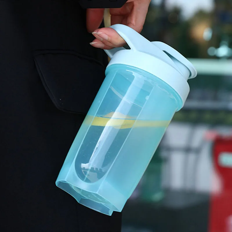 Wholesale 500ML Protein Manufacturer Shaker Bottles Bpa Free, Fitness Gym Mini Juicer Cup Portable Shaker bottle