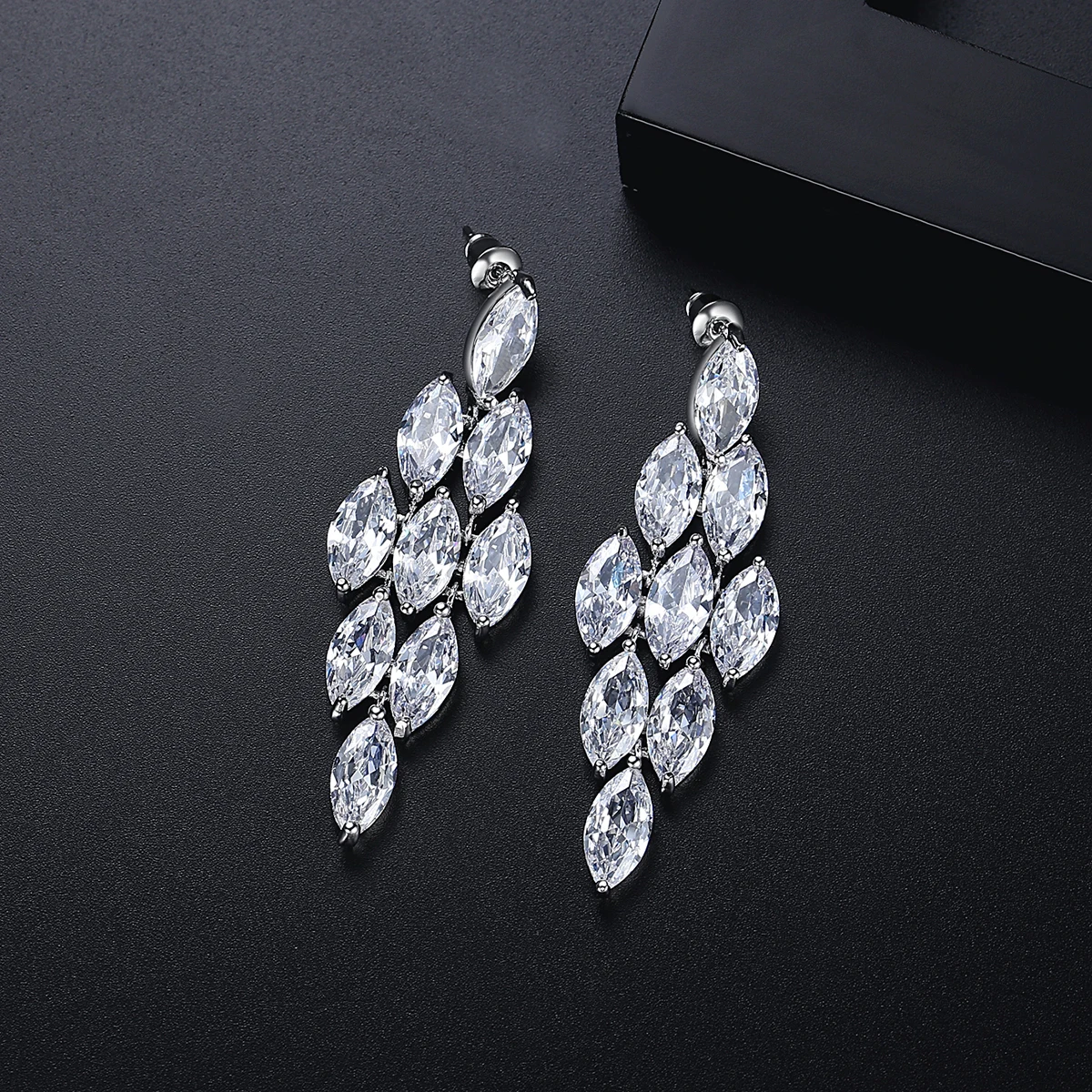LUOTEEMI Brand Big Size Lady Clear CZ Diamond Luxury Latest Fashion Earrings Big Wedding Jewelry